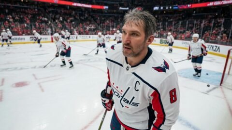 Ovechkin returning for 22nd season with Capitals