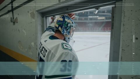Jets Hear Terrible Hellebuyck Offers and Should Keep Waiting