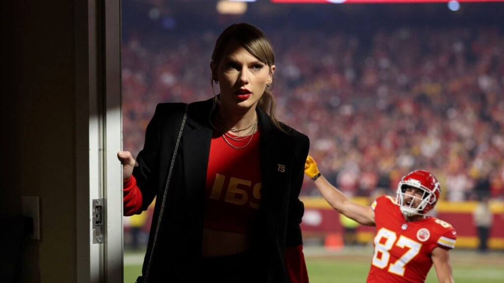 Swift Lip-Read Was Football, Not a Camera Revolt