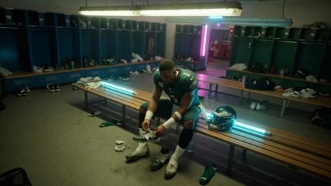Jalen Hurts Played 62 London Snaps Before NFLPA Forced Clot Review
